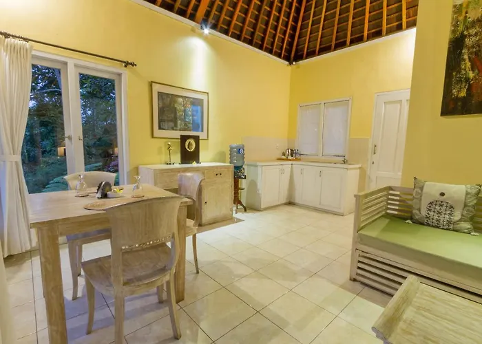Bali Eco Adventure And Retreat Center ホリデーパーク 3*